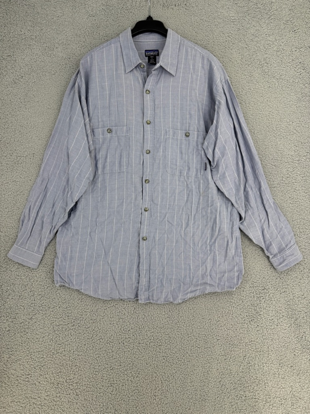 Patagonia men’s XL long sleeve shirt Pale Blue Pinstripe diamond print outdoors